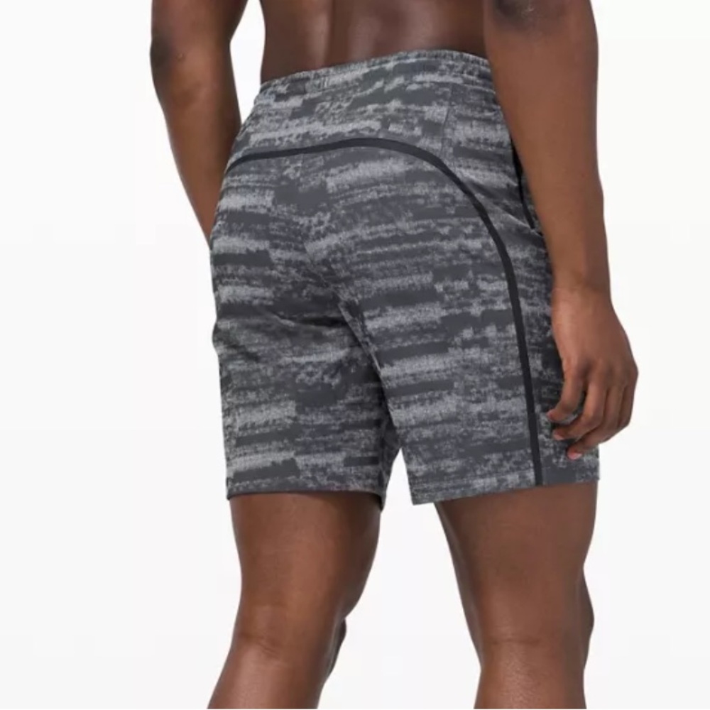 Lululemon Men's Pace Breaker Shorts Black Medium M - Picture 2 of 15